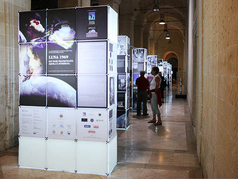 Foto estrutura modular Quadra Kube 21 Fastand accessori stand fiera