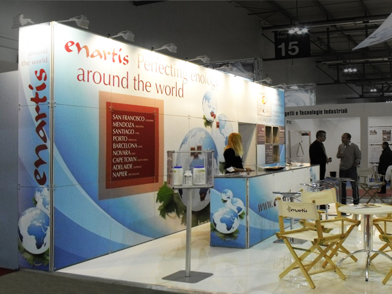 Foto estrutura modular Quadra Kube 3 Fastand accessori stand fiera