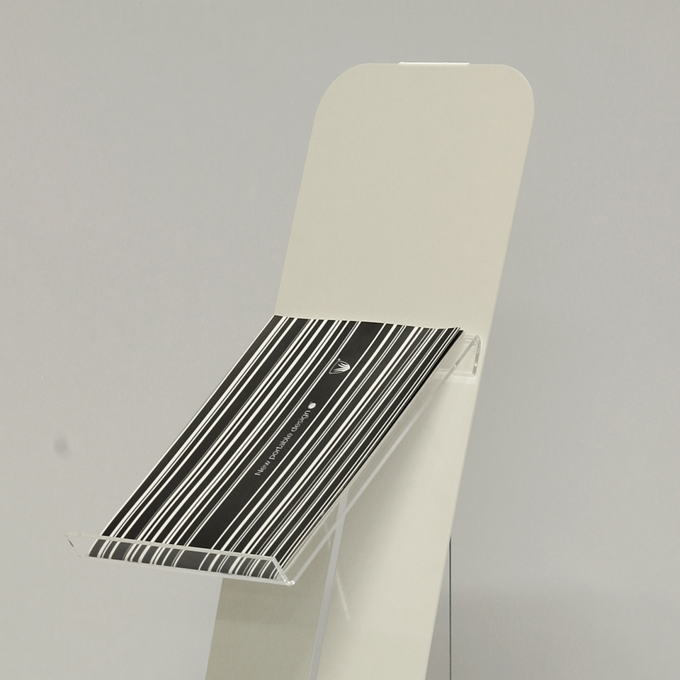 totem porta-desdobráveis