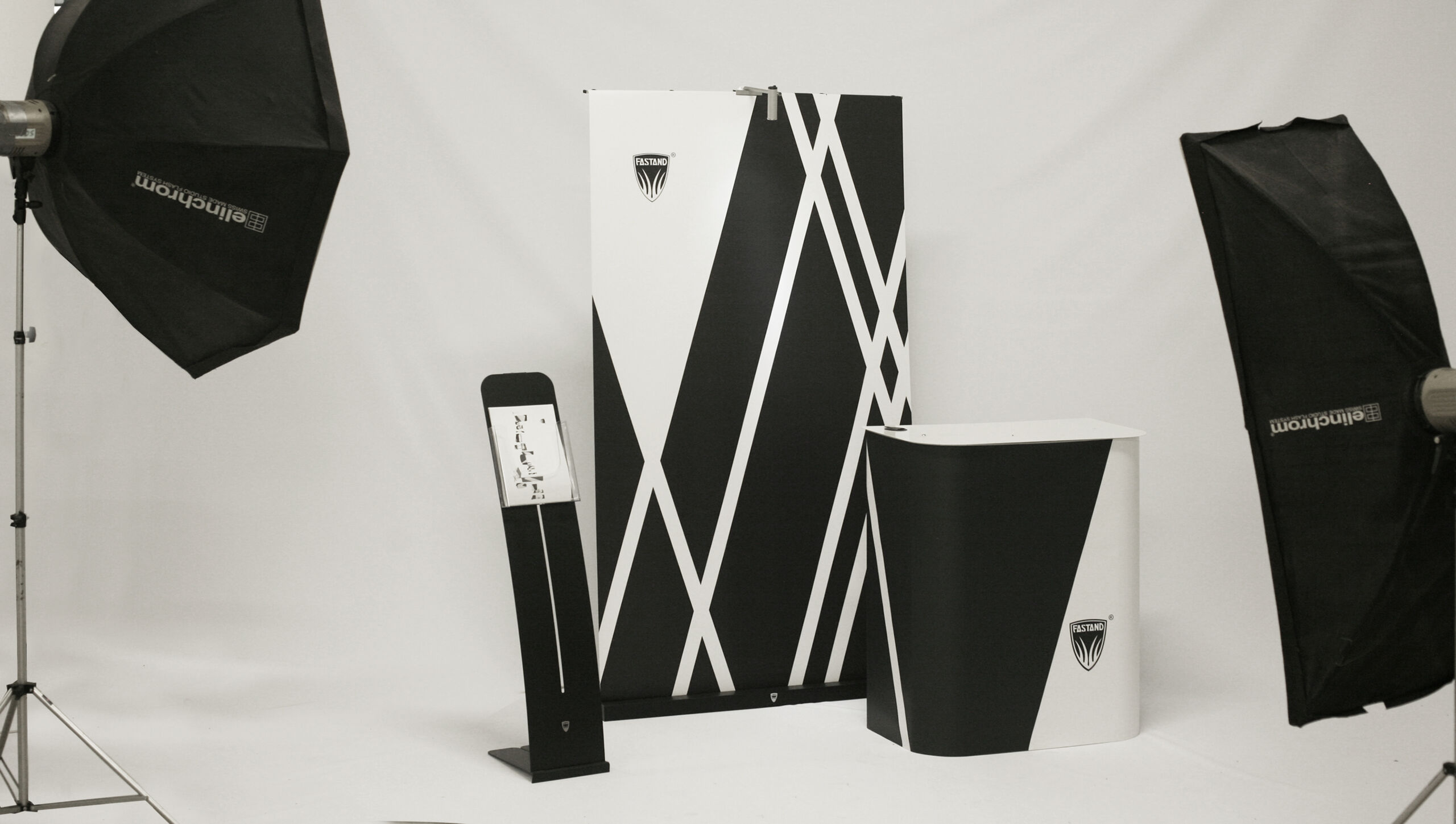 gruppo12 soluções expositivas portáteis