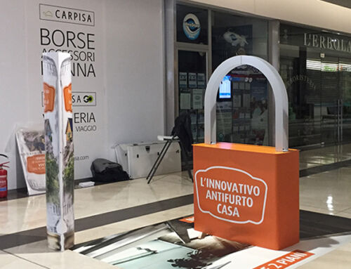 A secretária com a forma do slogan