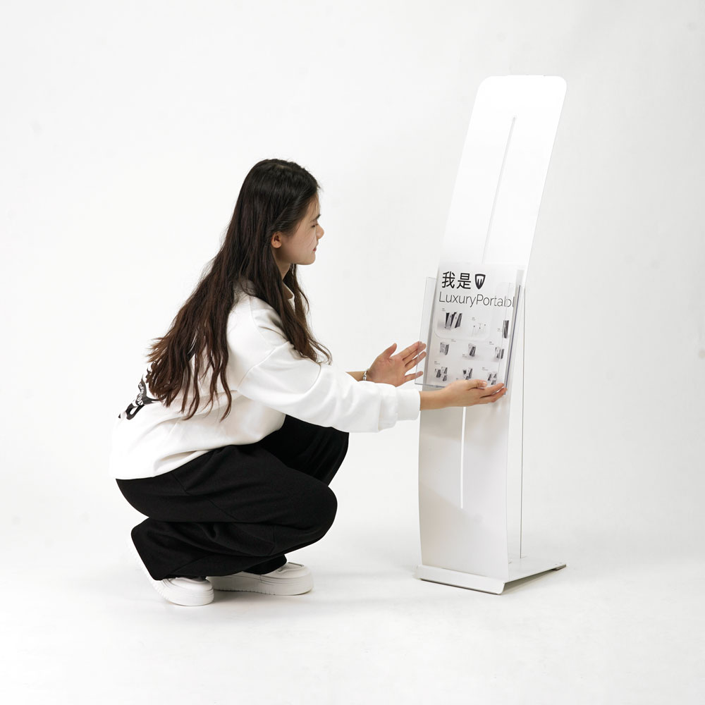 expositor curvilíneo grampo